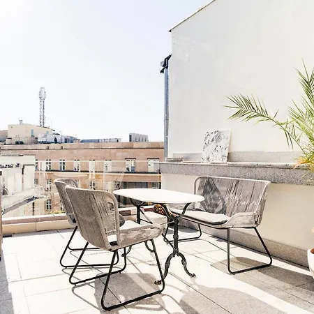 Frascati 1 Top Floor Apartment Warsaw